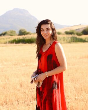 Özge Törer Instagram - 👒