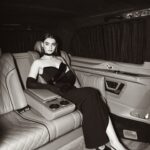 Özge Törer Instagram - 🖤