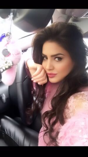 Özlem Balcı Instagram - Tünelin sonundaki ışık değil; tren💥