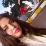 Özlem Balcı Instagram - Tolstoy diyor ki: Cahilde eksik olan akıl değildir, o kurnazdır; eksik olan ahlaktır. Cahil, güçlüdür. Kendi mutluluğundan başka hedefi olmayan insan kötü insandır.