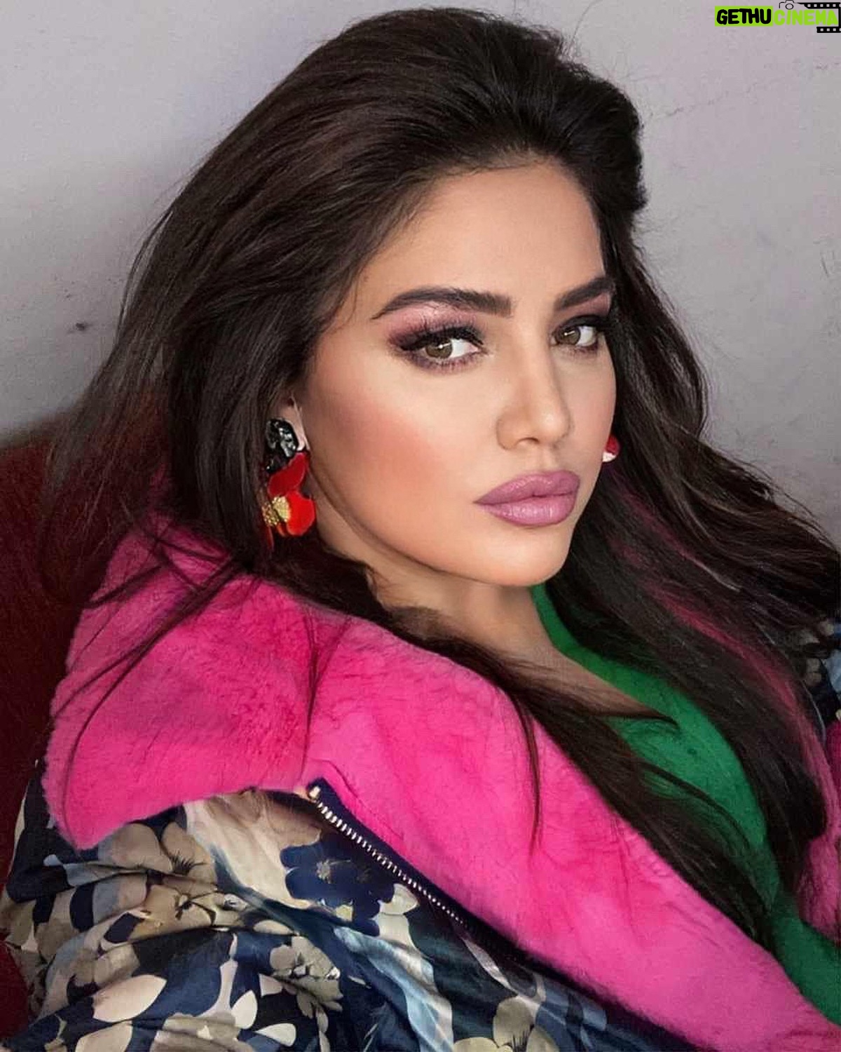 Özlem Balcı Instagram - Yaylanmadan yürü yoksa günah bizden gider🆗
