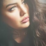 Özlem Balcı Instagram – 600 yıldır dua okunup çaput bağlanan türbede, bir Bizans askerinin yattığının anlaşılması kadar anlamsızdır bazen hayat!