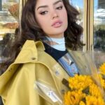 Özlem Balcı Instagram - Özlem: İşitemeyeceğini bildiğin birisine, yalnızca ona ama kendi kendine; ‘nerdesin?’ diye seslenmendir…