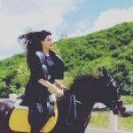 Özlem Balcı Instagram - Tohum saç, bitmezse toprak utansın. Hedefe varmayan mızrak utansın. Hey gidi küheylan, koşmana bak sen Çatlarsan, doğuran kısrak utansın🇹🇷🇹🇷🇹🇷🌙🌙🌙