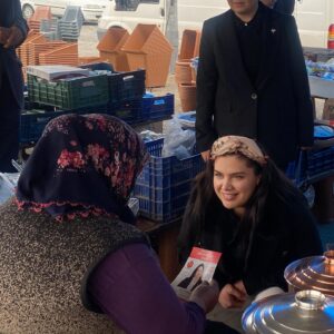 Özlem Balcı Instagram - Bugün sabah çok erken saatten itibaren geceye kadar seçim çalışmamızda yanımızda olan Muğla Ülkü Ocakları Başkanımız @sametyuce.48 ve tüm ekibine çok teşekkürler 🇹🇷🇹🇷🇹🇷 Kutlu davamızda halkımızın gönlünde olmak gurur verici🧿🌹