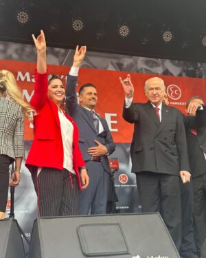 Özlem Balcı Instagram - Muğla sıra sende🇹🇷🇹🇷🇹🇷 @dbdevletbahceli 👏👏👏