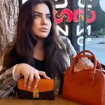 Özlem Balcı Instagram - Dervişe, Huzur ve sakinlik için ne yapmalı * Derviş dedi ki; * Nefreti bırak, Kalbin sevgi ile dolsun * Endişelenmeyi bırak, Yarının huzur bulsun * Fazlalıkları bırak, Hayatın sade olsun * Beklentileri bırak, Belirsizlikler kaybolsun * Dünyayı bırak, Ahiretin olsun🤍
