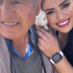 Özlem Balcı Instagram – Bu anlamlı günde abimle birlikte babama hediye olarak o çok istediği Koç’u aldık.Mutluluğuna kurban olduğum Babacığım ve Başta aziz şehitlerimizin kıymetli babaları olmak üzere, büyük Türk milletinin asil evlatları olan Ülkü Ocaklı her genci evladı bilen Bilge Liderimiz, saygıdeğer büyüğümüz Sn. Devlet Bahçeli Beyefendi’nin şahsında tüm babalarımızın ve kendi babam Mehmet Balcı’nın  #BabalarGünü kutlu olsun🇹🇷🇹🇷🇹🇷