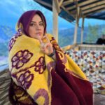 Özlem Balcı Instagram - Yayla köylerini ilmek ilmek dokuduk.. Garabel yaylasında 1300 rakım eşliğinde günü sonlandırıyoruz.😊 Yine çok güzeldin Seydikemer❤️ #oylarmhpye