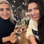 Özlem Balcı Instagram – Yoğun geçen seçim çalışmalarımız sonrası kısa bir mola verdik🇹🇷 Ve yola devam ikinci turda sayın cumhurbaşkanımız @rterdogan ile #omuzomuza birlikteyiz🙏 @nurtugbaaktay @dbdevletbahceli