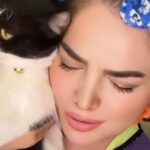 Özlem Balcı Instagram – Oğlum Kahraman kameraları sevmiyordu…🧿
Ramazan hayırlara vesile olsun. 
Bu mübarek ayda çocuklar, doğa, masum canlar hiç incinmesin. 
Dünyaya barış gelsin. 
Hassasiyet, özen, nezaket ve dikkat; hayatın, eylemlerin içinde olduğunda insanı, çevresini, hissettiklerini, sonuçlarını değiştiren bir yapıya sahiptir. 
Hoş gel ya şehri ramazan. 
#Ramazan🌙
