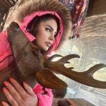 Özlem Balcı Instagram - Üç tavsiye ; Her şeyin düzeleceğine inanarak dua et. Her şeyi düzeltebileceğine inanarak mücadele et. Her şeyin biteceğine inanarak sabret.  Unutma, bu üç şey her zaman seni en iyi sonuca ulaştıracaktır. Lâ Edri