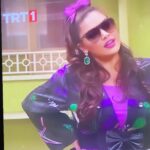 Özlem Balcı Instagram - Sevmek zamanı🥰