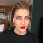 Öznur Serçeler Instagram – 💋⠀
⠀
@pelinpehlivanogluu ⠀
@atakangelisli