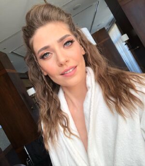 Öznur Serçeler Instagram - 💋