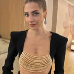 Öznur Serçeler Instagram – Altın Kelebek ✨

Beni bu geceye hazırlayan herkese teşekkür ederim 🙏🏻🩷