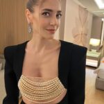 Öznur Serçeler Instagram – Altın Kelebek ✨

Beni bu geceye hazırlayan herkese teşekkür ederim 🙏🏻🩷