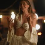 Öznur Serçeler Instagram - Akdeniz akşamları 🪘