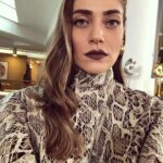 Öznur Serçeler Instagram – Kediler ve yılanlar