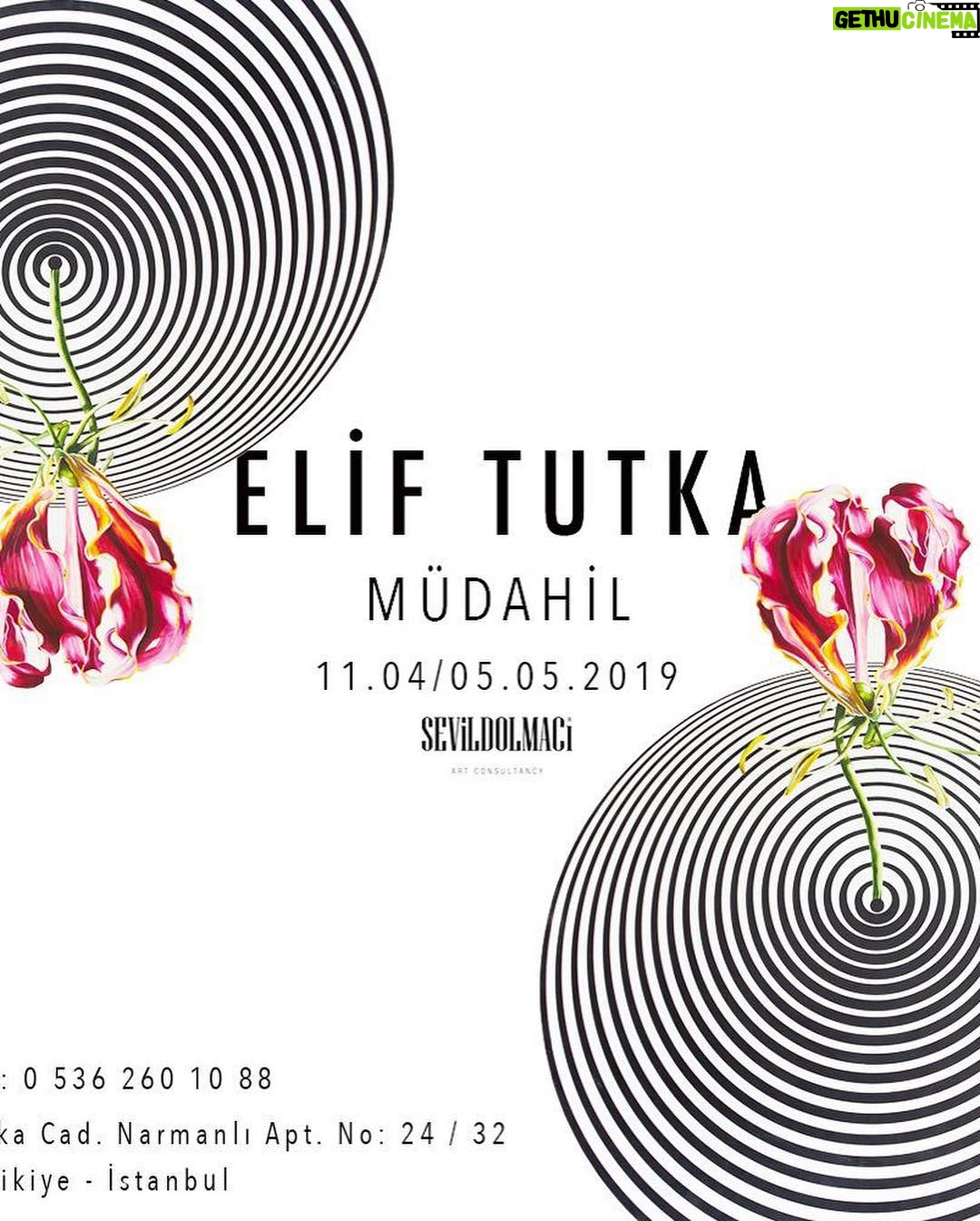 Öznur Serçeler Instagram - Güzel kalpli Elif Tutka’nın Müdahil sergisi’nin açılışı bugün :) elde edilen gelirlerin Türk eğitim gönüllüleri vakfına bağışlanacağı bu güzel değerli projede bize de katkıda bulunma fırsatı verdiği için kendisine çok teşekkür ediyorum 🙏🏻 @eliftutka @sevildolmaciartconsultancy