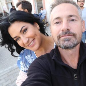 İclal Aydın Instagram - Set fotoğraflarına devam edelim mi? 
1- O bir tane tel göz mü alıyor?
2-Aslında mutlu dünürler olabilirdik!
3- Bazen nedensiz sevinebilirim.
4- Sen bizden geçti mi sandın?
5- Biliyosun di mi, kitapta Türkan’ı başka bir son bekliyor. :)
6- İyidir yengecim, senden n’aber?
7- Bazen nedenli sevinebilirim. 
8- Neler oluyor hayatta!
9- Bu fotoğrafları kim çekti sanıyorsunuz? 🤗

@uckizkardestvdizisi