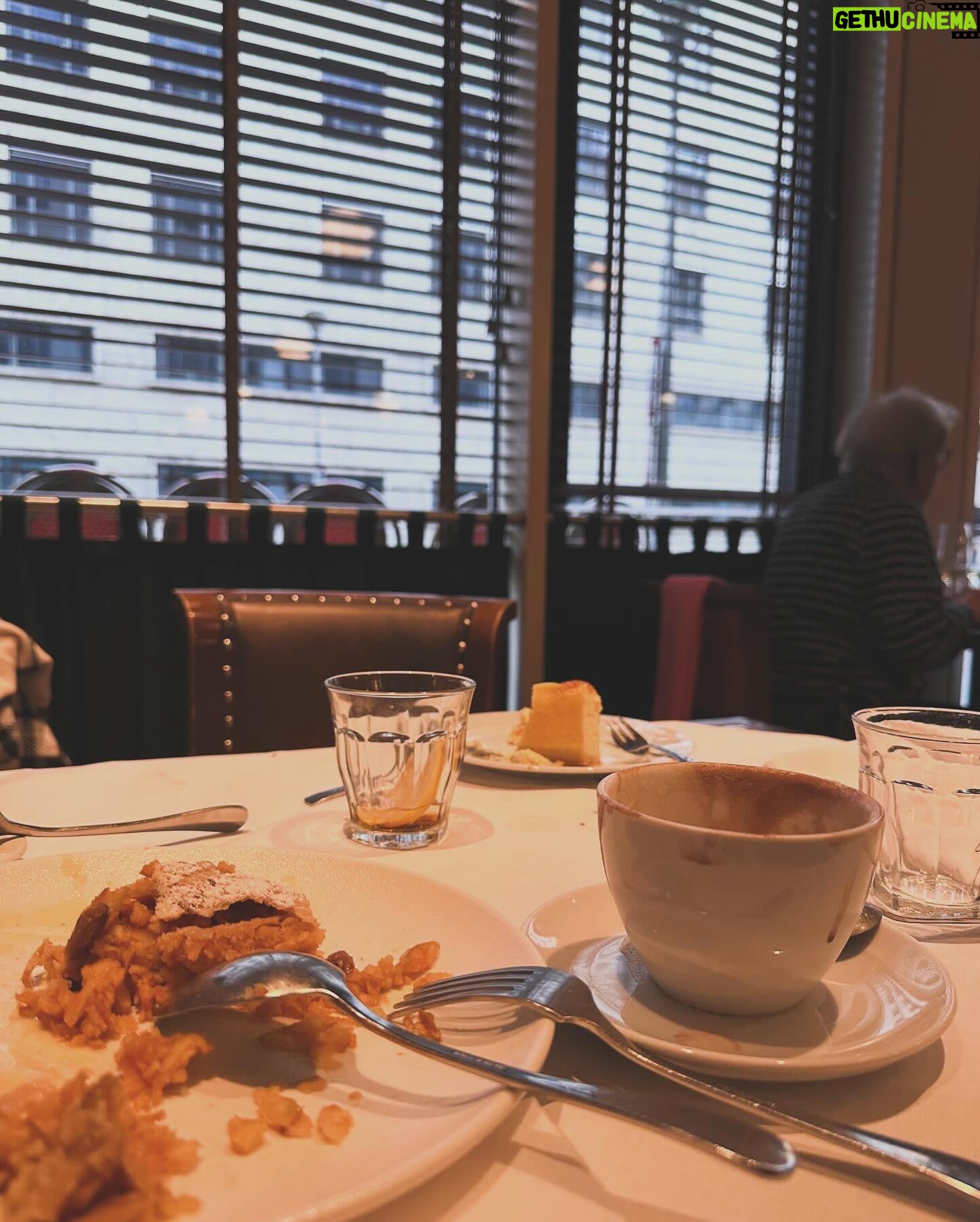İlay Erkök Instagram - Berlin: Contains a lot of love and fun 🥳♥️