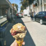 İlay Erkök Instagram - 🌸 • a stunning day in Urla #dumplings w/ M,A • 🩷