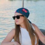 İpek Filiz Yazıcı Instagram – Güneşi, mis gibi gelen yazı hissettiğimiz keyifli bir gün geçirdik✨ ☀️

Mangalın püf noktalarını CZN Burak’tan, temizliğin püf noktalarını Cif’ten öğrendiğim Cif Mangal Fest’teydim..️ Mangalın temiz olması çok önemli, bunun için Cif Krem Sprey Ultra Yağ Çözücü en zorlu, beklemiş mangal yağ lekelerini hemen çıkardı. Mangalın da kor ateşinin sönmemesi gerekiyormuş bu arada ama bence mangalın en büyük püf noktası keyifle , mutlulukla, neşeyle hazırlanması 🧡

 @cifturkiye #CifMangalFest #işbirliği