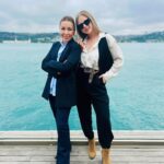İpek Filiz Yazıcı Instagram - Bi boğaz havası alalım dedik 🫶🏻 ooh mis 🌊🤍