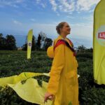 İpek Filiz Yazıcı Instagram - Biz gelduk ha ona göre! 😎 @liptonturkiye 🫖🌿💛 #lipton #cayinyolculuğu #işbirliği