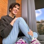 Şükran Ovalı Instagram – 💜saçları kestrmedim toplayıverdim :)))