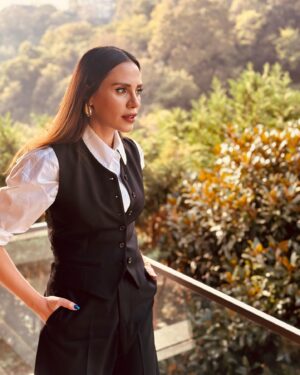 Şükran Ovalı Instagram - 📸 @canererkin 🖤
