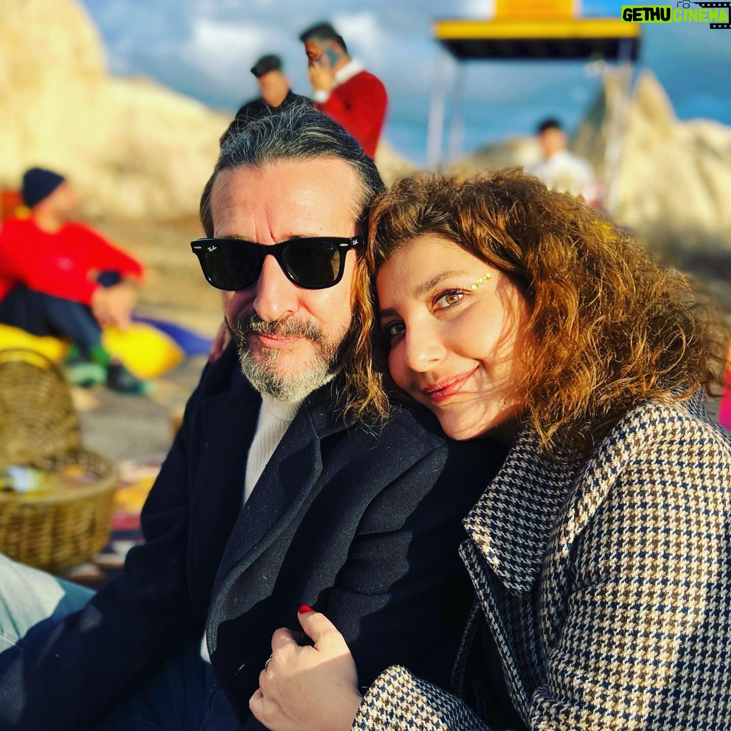 Şebnem Bozoklu Instagram - Sevgilim,eşim,kalbim,öteki yarım ❤️ İyi ki doğdun Kanat🤘🏼 @kanat_atkaya