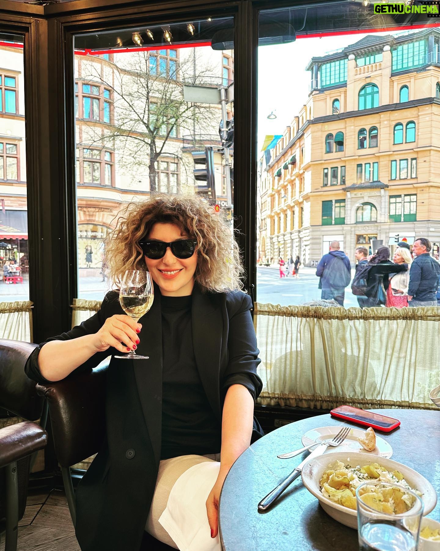 Şebnem Bozoklu Instagram - Çok uzun zamandır post koymuyormuşum postu ❤️