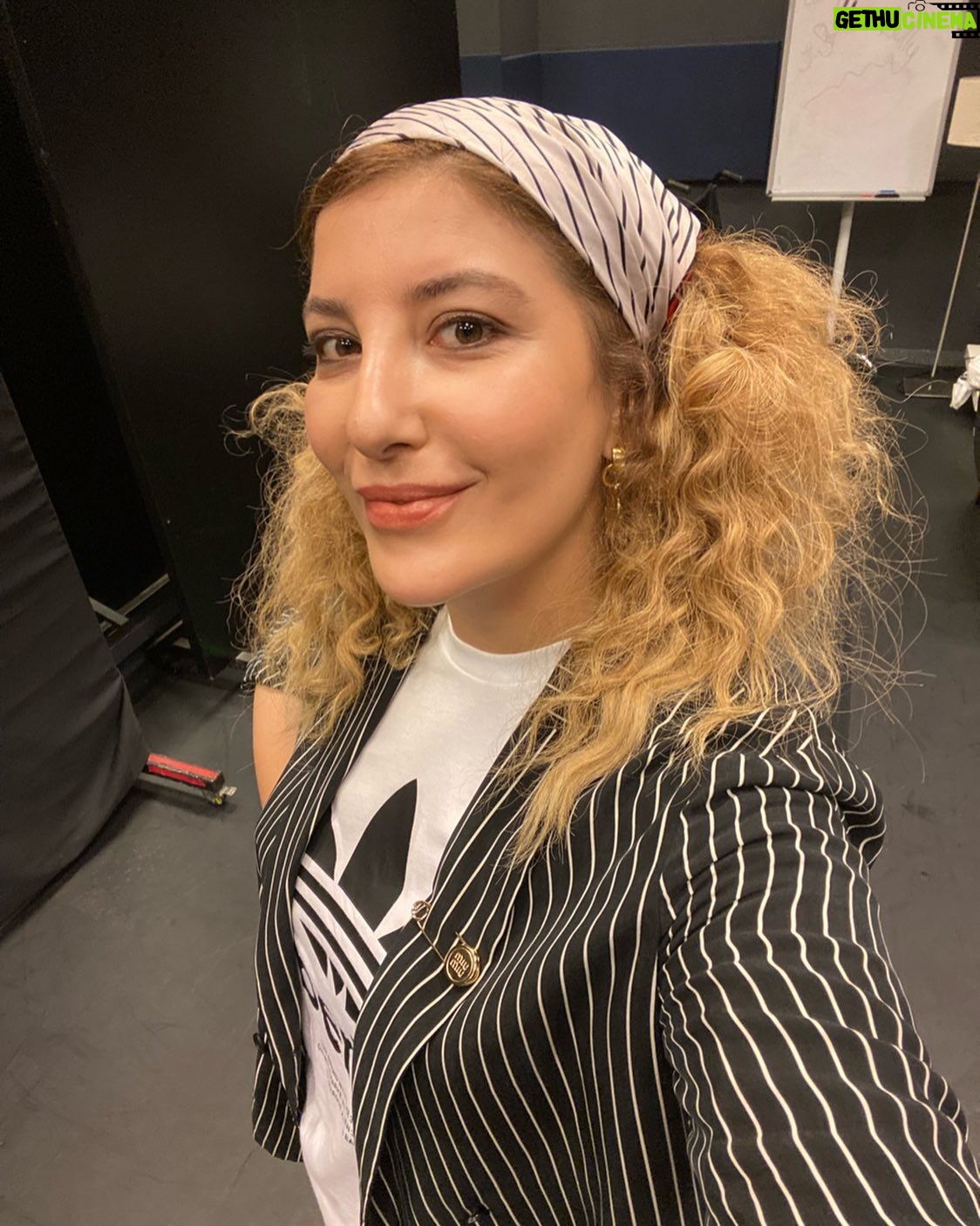 Şebnem Bozoklu Instagram - Ben provaya geldim merak etmeyin ❤️
