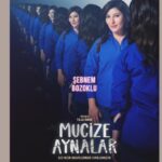 Şebnem Bozoklu Instagram - Mucize Aynalar’a bakmamıza çok az kaldı! 5 Nisanda sinemalardayız. Aziz Nesin öykülerinden @ornek.tolga yazdı ve yönetti 💙 @orchestracontent @sengozmine