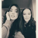 Şeyma Korkmaz Instagram - @lizgecomertt ne ta’lı ama dimi? . . . #analıkızlı #kardeşlerim #süreyya #süsen