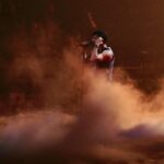 Cahid Huseynli Instagram - я не перестаю удивляться тому, как музыка способна объединять сердца и общается с каждым человеком на земном шаре - языком Жизни.. я счастлив общаться на этом языке с вами ❤️ обнимаю, благодарю и люблю