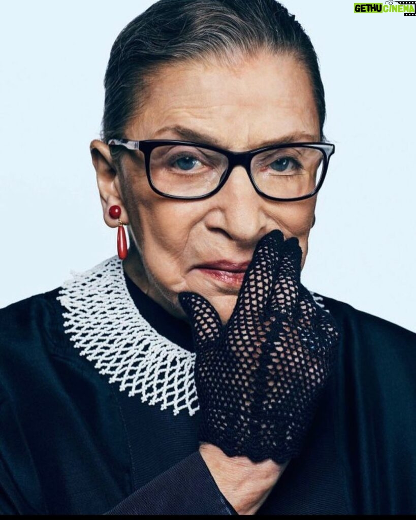 Caitríona Balfe Instagram - Thank you for your life of service to secure the rights of women in America and across the world. RIP RBG #ruthbaderginsburg