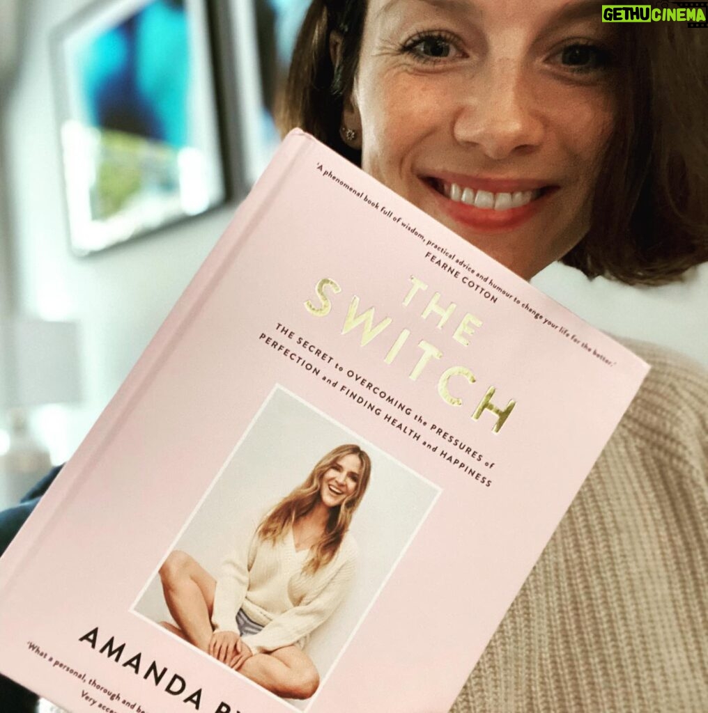 Caitríona Balfe Instagram - Ummmm my friend wrote a book!!!!! Happy Book Launch Day @amandabyram ... Congratulations and bravo on this brave and enlightening book!!! Ladies and Gents get ye to your local bookstore and get your paws on The Switch by the wonderful Amanda Byram 💖💖