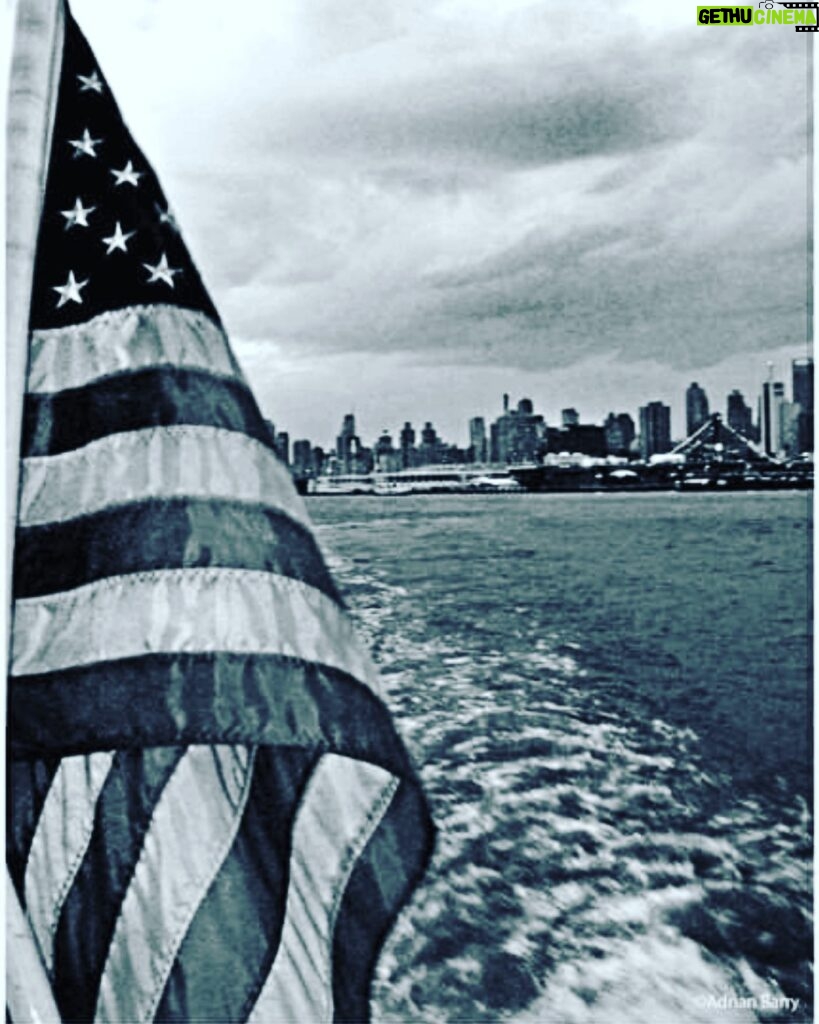 Caitríona Balfe Instagram - Wishing all my friends in US a peaceful and healthy 4th. The US was my home for 13 years and it gave me so much... I look forward to returning and I hope the freedoms promised are realised by all. 🇺🇸 photocred : Adrian Barry ❤️