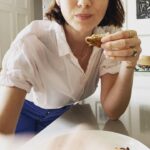 Caitríona Balfe Instagram - Open Kitchens UK is an initiative that has been working wit restaurants during the Covid-19 crisis to deliver meals to the elderly, vulnerable and brave NHS staff across the U.K. I am raising dough for @openkitchensuk who are opening restaurants to #feedthoseinneed Just £5.55 provides 3 meals for someone vulnerable during Covid-19. I nominate @ambalfe @sophie.skelton @timdownie1 @opheliabits @lepreciara donate at https://www.justgiving.com/crowdfunding/openkitchensuk
