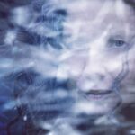 Caitríona Balfe Instagram - No you can’t ….. BUT you can tune in March 6th to find out what’s going down on Fraser’s Ridge @outlander_starz