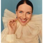 Caitríona Balfe Instagram - Thank you @vanityfair … I can’t believe I got to do this beautiful shoot and feature. For years I used to read Vanity Fair articles about actresses I admired scanning their words for clues about how to break into the industry and follow a dream I had since a child. To now follow in their footsteps is such a huge moment for me and I’m so humbled and grateful. Thank you Rebecca Ford for the lovely chat over breakfast about motherhood,life and my career. Thank you to the amazing team that brought this all together … it was such a fun shoot..!! 📸 @nickrileybentham Styling @rebeccarams Makeup @marywilesmakeup Hair @garethbromell Manicure @nailbyemikudo And @caratripsalot and @jenziet 💗 @belfastmovie @focusfeatures #belfastmovie