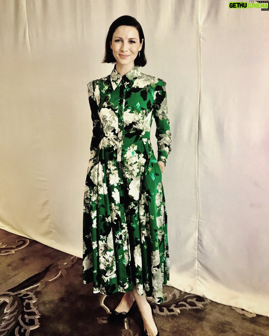 Caitríona Balfe Instagram - Wearing @erdem talking to the HFPA about all things @outlander_starz season 5 ... Thank you for having us ❤️ styling @karlawelchstylist 👠 @louboutinworld 💎 @jenmeyerjewelry