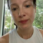Caitríona Balfe Instagram - I’m joining with @chooselove and @Cameo in doing some shoutouts to raise funds to help the people currently fleeing the war in Ukraine 🇺🇦… please join me … x