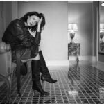 Caitríona Balfe Instagram - New York press looks from our whirlwind 36 hr trip last week. Amazing glam team took some sticky tape, a few safety pins and a bobby pin and McGuyver’d me into a walking, talking somewhat together human being. Thank you @karlawelchstylist @marywilesmakeup @peterbutlerhair and bestest lady @jenziet ❤️❤️❤️