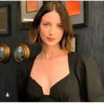 Caitríona Balfe Instagram - I totally forgot to post this. Last week I had the great pleasure of being on the @latelateshow and chatting not only with the fabulous @jamescordenshow but also @theofficialsting (STING !!!!) ... I was there to tell you all that A) @fordvferrari is now available to watch digitally on all good digital thingys !!! And B) @outlander_starz is premiering our new season in 12 days!!!! Feel very lucky to be out promoting two projects I love so much. Thanks to the glam fab team : @karlawelchstylist @marcusrfrancis @storyofmailife ❤️
