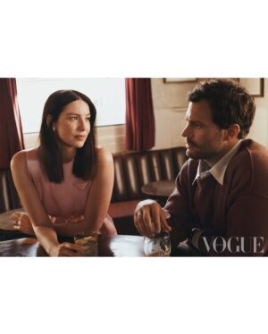 Caitríona Balfe Instagram - Thank you @britishvogue for the lovely write up and photo shoot for @belfastmovie … Such a fun day… tough working with an amateur like @jamiedornan but we all have our crosses to bear!! Photos’s @scotttrindle 
Styling @juliabrenard 
Hair @annacofone 
Makeup @jennycoombsmakeup 
💅 @robbietomkins 
Thank you @oemarks for the lovely chat and @edward_enninful for having us. 💗💗