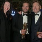Caitríona Balfe Instagram - Endlessly grateful to this extraordinary human being. Congratulations Ken… you so deserved this … for sharing your story and opening your heart and taking us on this magical journey with you… I will be forever grateful for this amazing experience.. from the first day of shooting, to this golden moment. Bravo and thank you!!! (Also @jamiedornan … you held that for a really really long time!!!) Love to the whole @belfastmovie family @judehill @lewismcaskie @laramcdonnellofficial #ciaránhinds #JudiDench @focusfeatures @universalpictures @berwickl @beccakovacik #TamarThomas #kennethbranagh ❤️❤️❤️ @wakana_yoshihara @zambagram